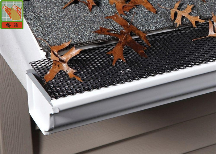 Free Sample Plastic Construction Netting Black PE Gutters Cover Easy Install 5MM * 5MM Hole Szie